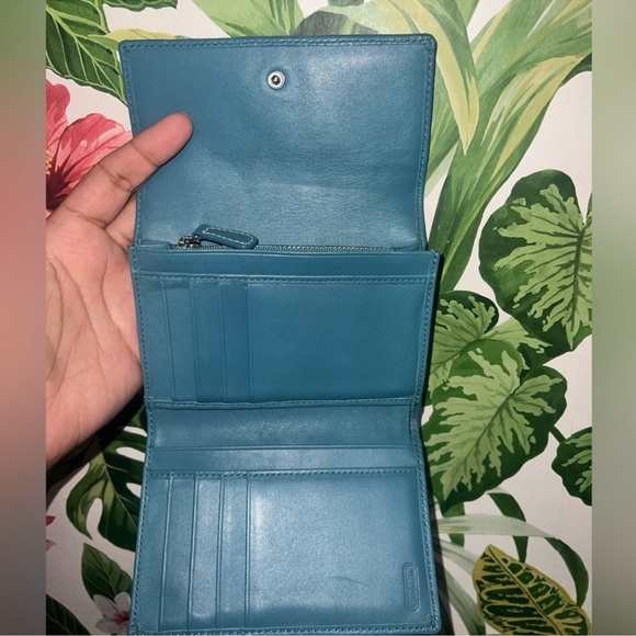 PENDING SALE: BUNDLE
DO NOT PURCHASE - Picture 6 of 7